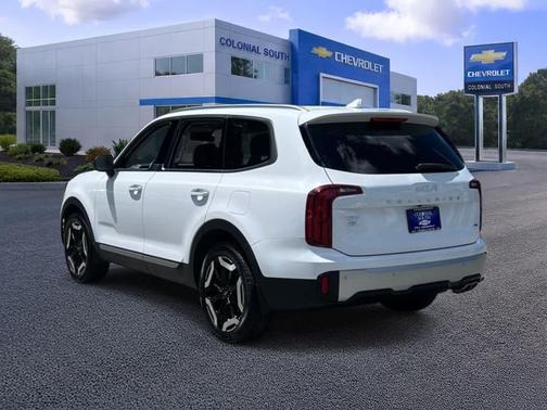 Glacial White Pearl 2024 Kia Telluride S