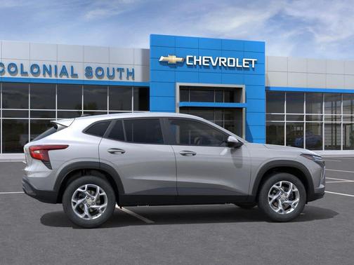 Sterling Gray Metallic 2026 Chevrolet Trax LS