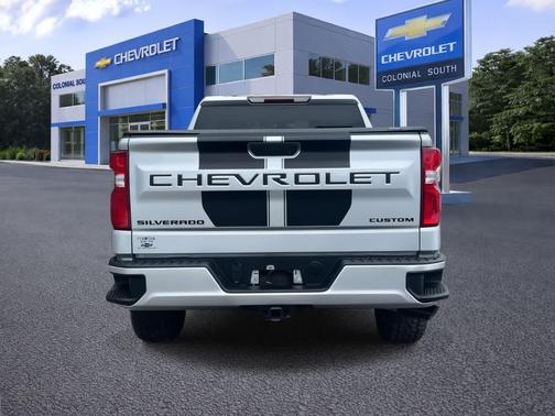 2022 Chevrolet Silverado 1500 Custom
