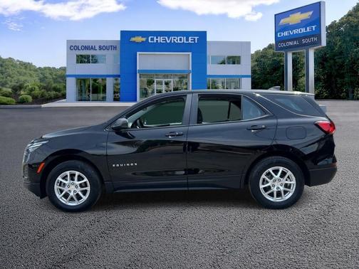 Mosaic Black Metallic 2023 Chevrolet Equinox LS