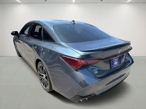 2022 Toyota Avalon Touring