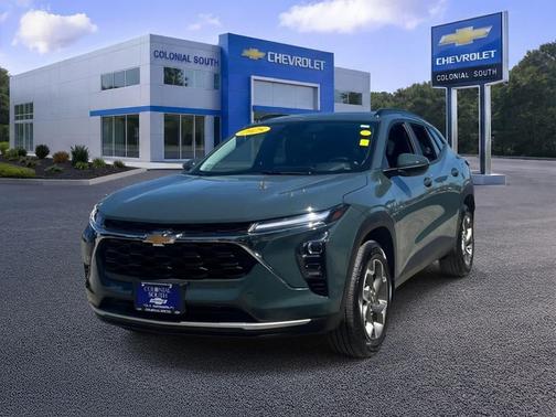 Cypress Gray 2025 Chevrolet Trax LT