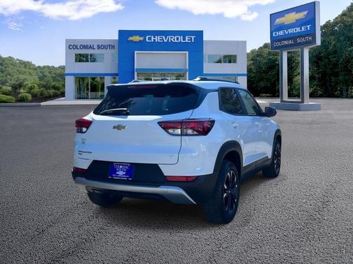Summit White 2023 Chevrolet Trailblazer LT