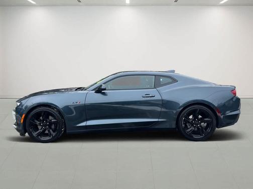 2022 Chevrolet Camaro RWD Coupe LT1