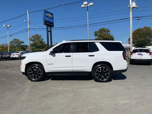2023 Chevrolet Tahoe 4WD RST