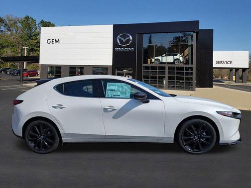 Snowflake White Pearl 2026 Mazda Mazda3 AWD w/Premium Package
