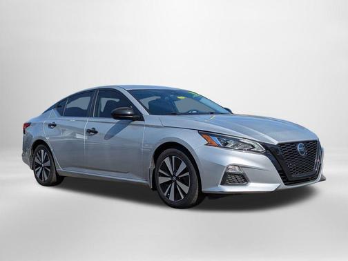 2021 Nissan Altima 2.5 SV