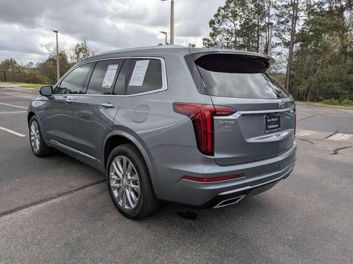 2021 Cadillac XT6 Premium Luxury FWD