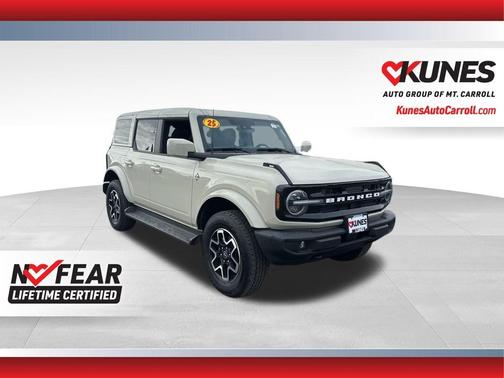 2025 Ford Bronco Outer Banks