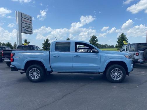 2025 Chevrolet Colorado LT