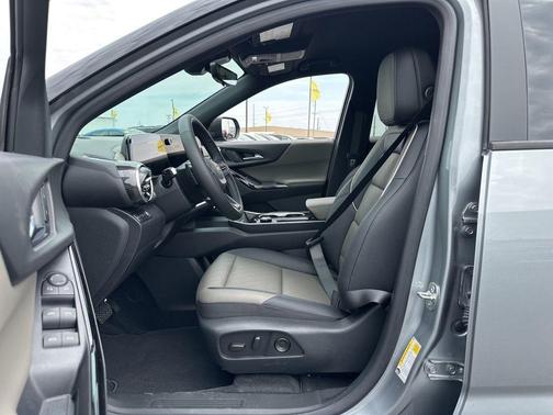 Sterling Gray Metallic 2026 Chevrolet Equinox LT