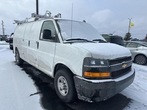 2025 Chevrolet Express 2500 Work Van