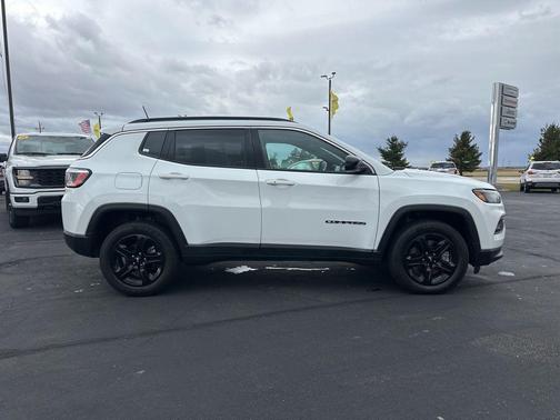 2023 Jeep Compass Latitude