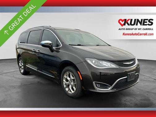 Dark Cordovan Pearlcoat 2017 Chrysler Pacifica Limited
