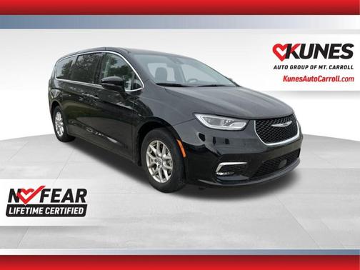Diamond Black 2024 Chrysler Pacifica Touring-L