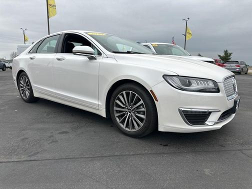 2020 Lincoln MKZ Standard