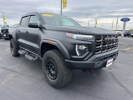 2024 GMC Canyon AT4X