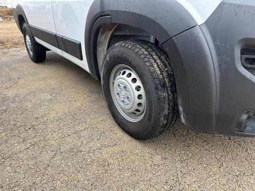 2025 RAM ProMaster 1500 Low Roof