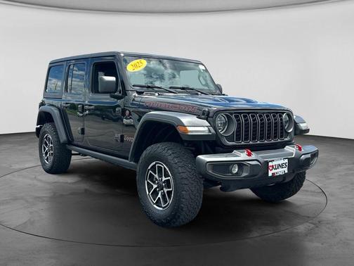 Black Clearcoat 2025 Jeep Wrangler Rubicon
