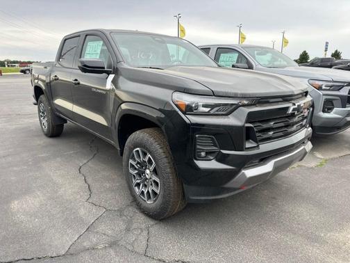Black 2026 Chevrolet Colorado Z71