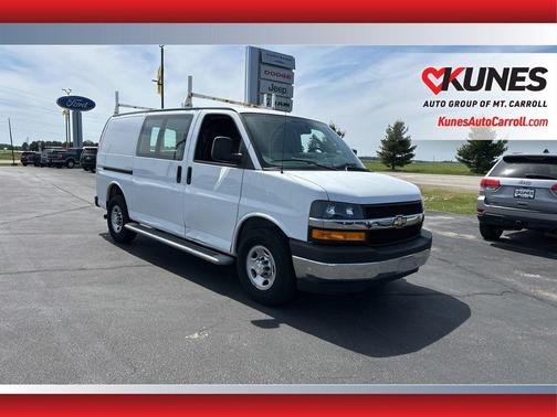 Summit White 2018 Chevrolet Express 2500 Work Van