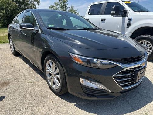 Mosaic Black Metallic 2024 Chevrolet Malibu LT