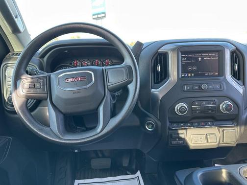 Summit White 2025 GMC Sierra 1500 Pro