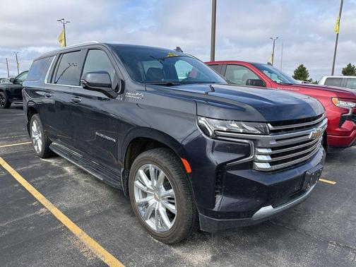 Dark Ash Metallic 2023 Chevrolet Suburban High Country