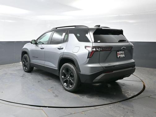Sterling Gray Metallic 2026 Chevrolet Equinox LT