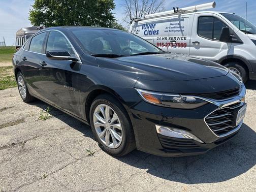 Mosaic Black Metallic 2024 Chevrolet Malibu LT