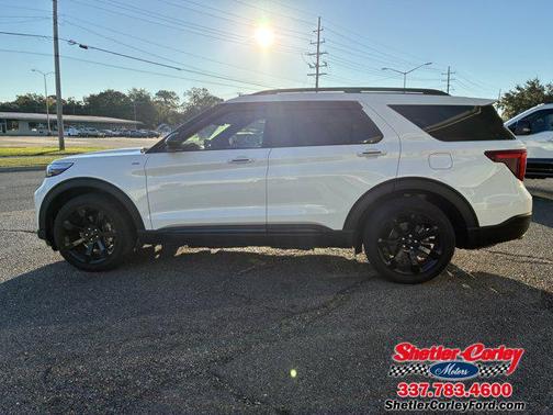 2023 Ford Explorer ST-Line