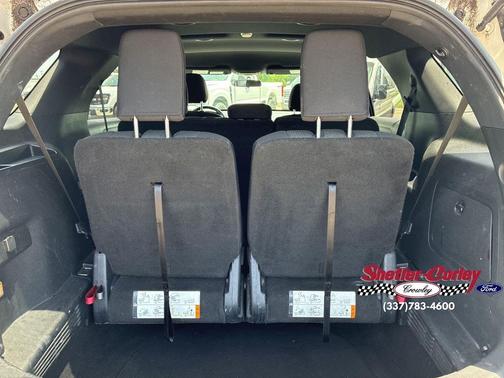 Oxford White 2017 Ford Explorer XLT