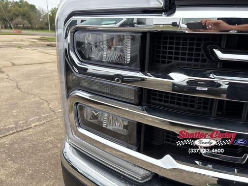 Agate Black Metallic 2026 Ford F-250 Lariat