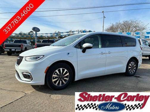 2023 Chrysler Pacifica Hybrid Touring L