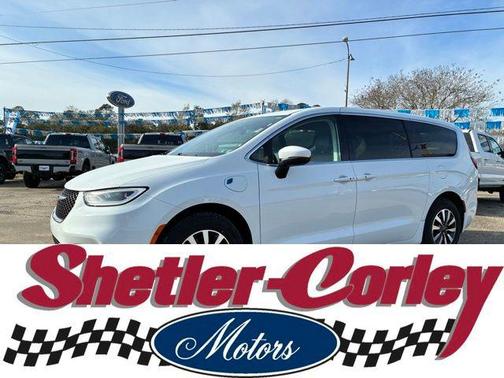 2023 Chrysler Pacifica Hybrid Touring L