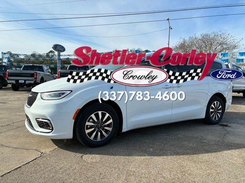 2023 Chrysler Pacifica Hybrid Touring L