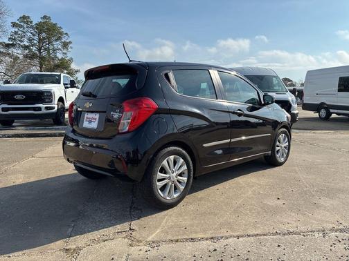 2017 Chevrolet Spark 1LT