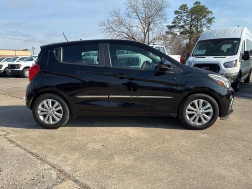 2017 Chevrolet Spark 1LT