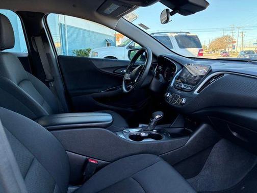 2025 Chevrolet Malibu FWD 1LT