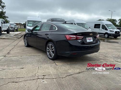 Mosaic Black Metallic 2024 Chevrolet Malibu FWD 2LT