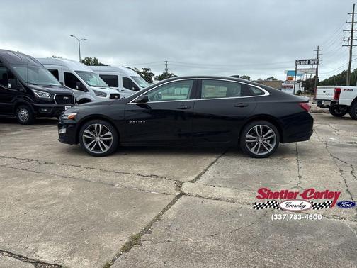 Mosaic Black Metallic 2024 Chevrolet Malibu FWD 2LT