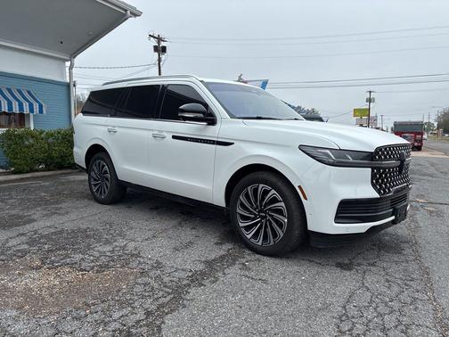 2025 Lincoln Navigator Black Label