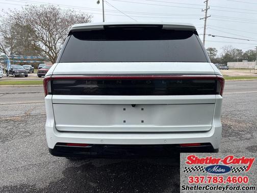 2025 Lincoln Navigator Black Label