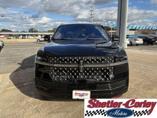 2025 Lincoln Navigator Black Label