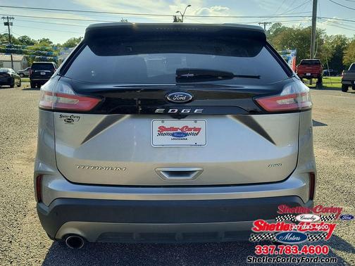 2022 Ford Edge Titanium