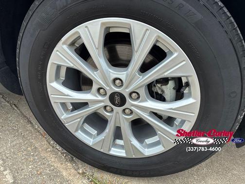 Carbonized Gray Metallic 2025 Ford Escape Active