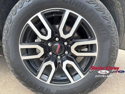 Midnight Blue Metallic 2023 GMC Yukon XL 4WD AT4