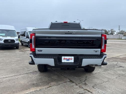 2026 Ford F-250 Platinum