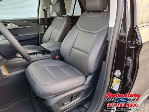 Agate Black Metallic 2025 Ford Explorer Active