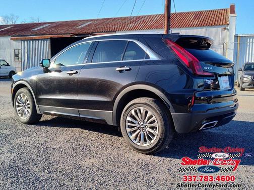 2024 Cadillac XT4 Premium Luxury
